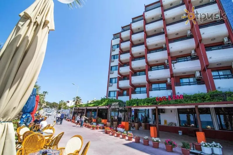 Фото отеля Sunday Beach Hotel 3* Кушадаси Туреччина екстер'єр та басейни