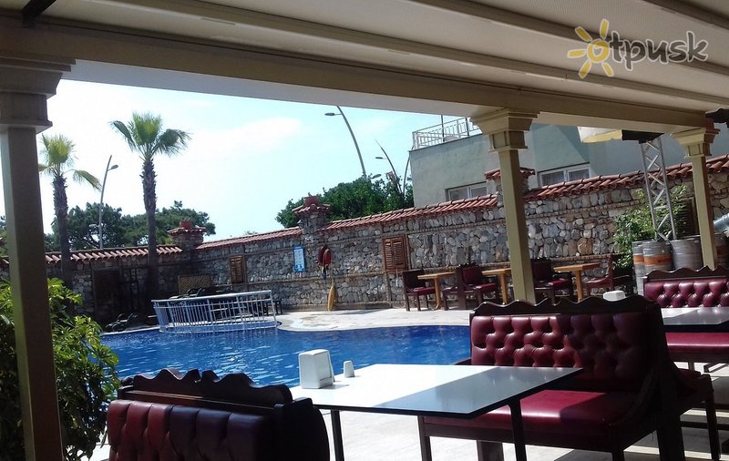 Фото отеля Beldibi Beach Hotel 4* Кемер Турция бары и рестораны