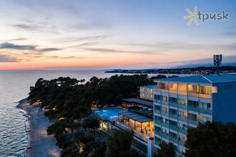 Фото отеля Pinija Hotel 4* Zadara Horvātija ārpuse un baseini