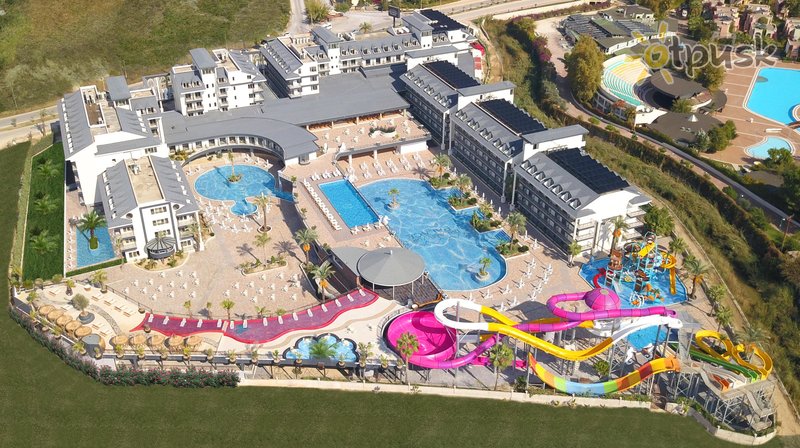 Фото отеля Dream World Palace 5* Сиде Турция экстерьер и бассейны