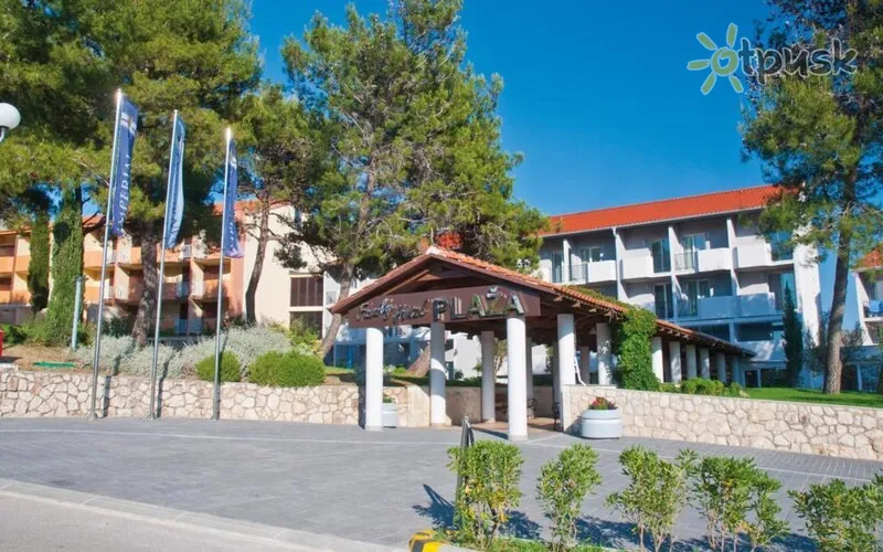 Фото отеля Lopar Family Hotel 3* о. Раб Хорватия экстерьер и бассейны