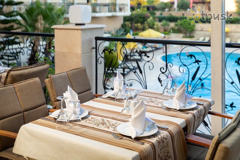 Фото отеля L'Oceanica Beach Resort Hotel 5* Кемер Турция бары и рестораны