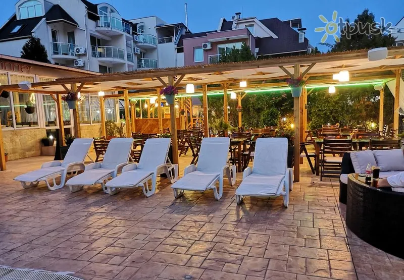 Фото отеля Tropics Hotel 3* Святий Влас Болгарія бари та ресторани