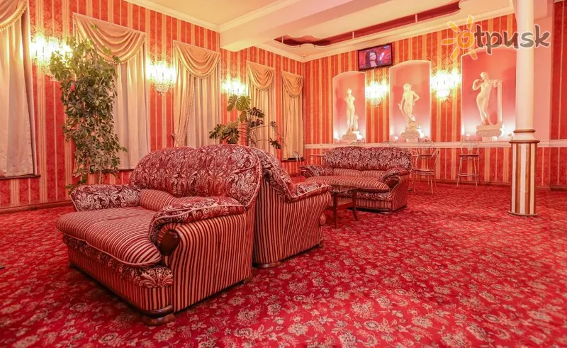 Фото отеля Империал 3* Владикавказ россия лобби и интерьер