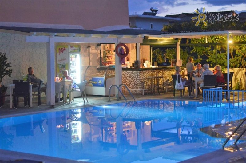Фото отеля Coral Hotel 3* о. Корфу Греция бары и рестораны