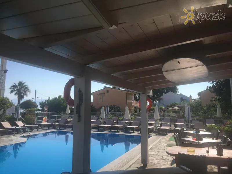 Фото отеля Coral Hotel 3* Korfu Graikija išorė ir baseinai