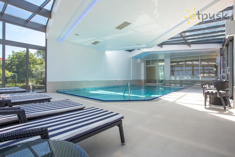 Фото отеля Adrion Aparthotel 4* Baseins Horvātija spa