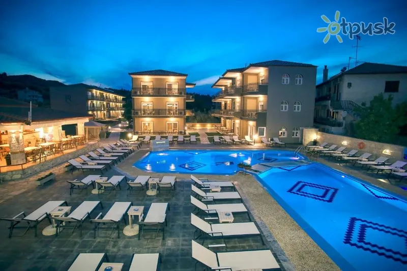 Фото отеля Royal Hotel 4* Halkidiki — Kasandra Grieķija ārpuse un baseini
