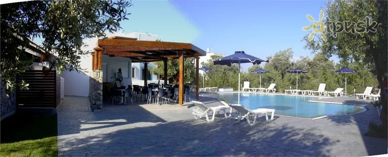 Фото отеля Triantafillas Apartments 3* Rodas Graikija išorė ir baseinai