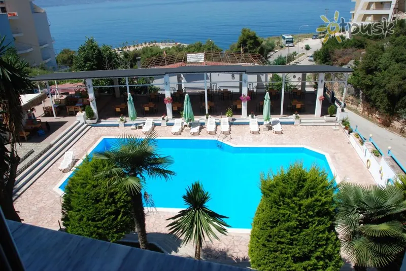 Фото отеля Dea Hotel 3* Saranda Albanija išorė ir baseinai