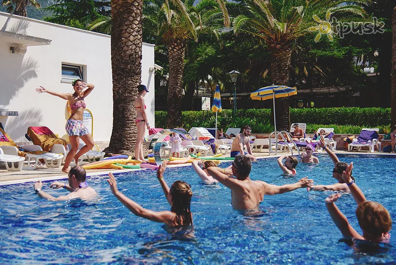 Фото отеля Montenegro Beach Resort 4* Бечичі Чорногорія екстер'єр та басейни