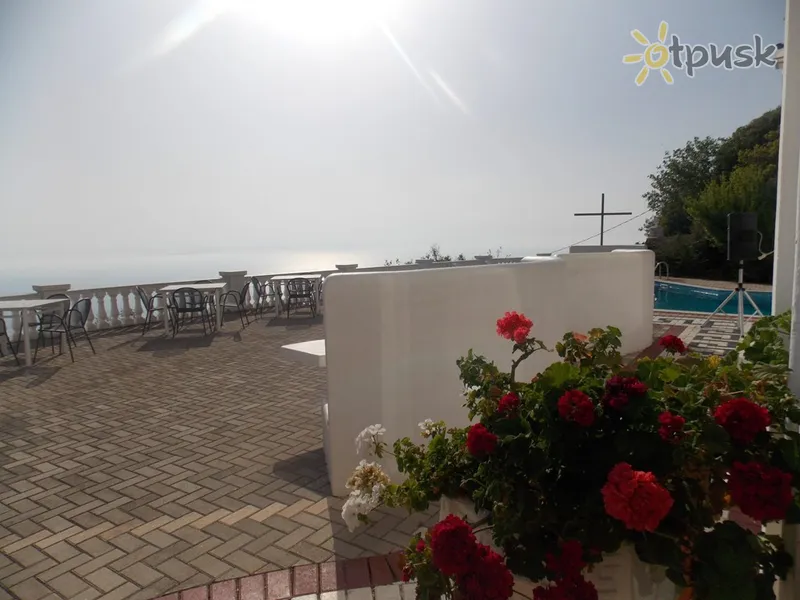 Фото отеля Paradise Lukova Hotel 4* Саранда Албанія екстер'єр та басейни