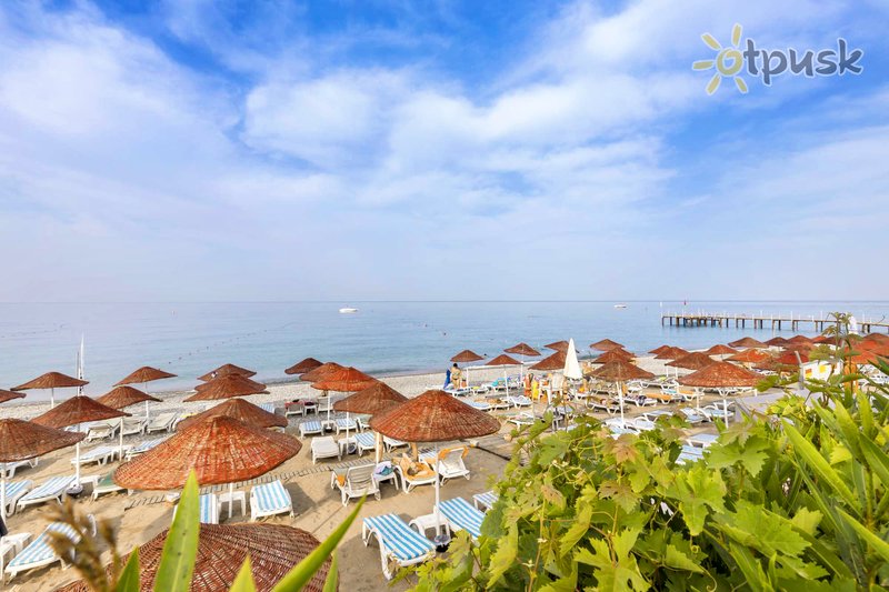 Фото отеля Holiday Garden Resort 5* Алания Турция пляж
