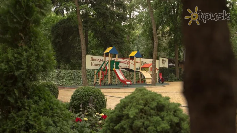 Фото отеля Парк-отель Голосеево 4* Киев Украина для детей