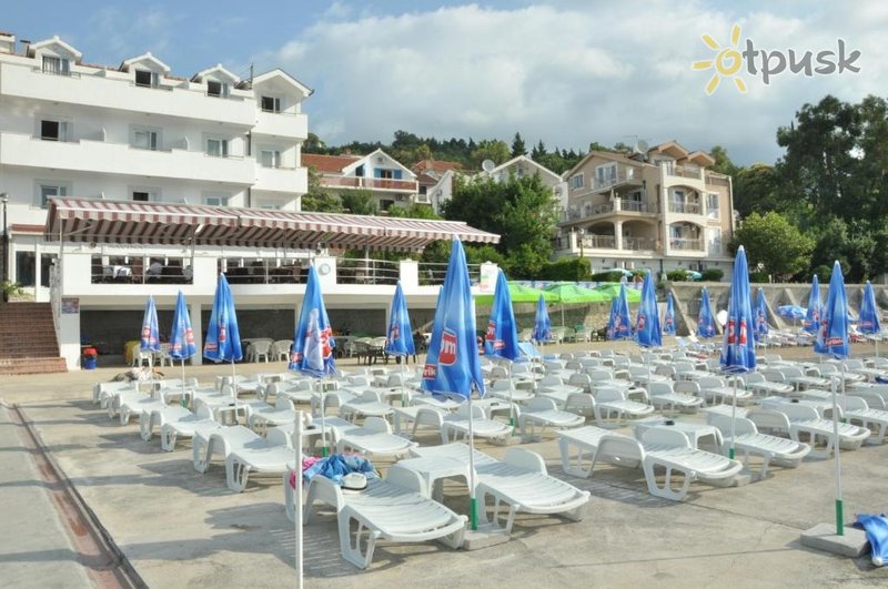 Фото отеля Savina Guest House 3* Герцег Нови Черногория экстерьер и бассейны