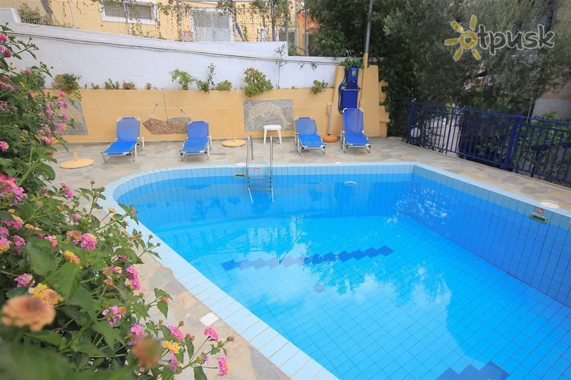 Фото отеля Amazona Apartments 2* Kreta – Heraklionas Graikija išorė ir baseinai