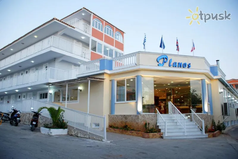 Фото отеля Planos Aparthotel 3* о. Закинф Греция экстерьер и бассейны