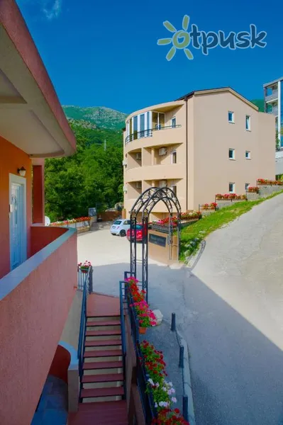 Фото отеля Alessandra Apartments 3* Пржно Чорногорія екстер'єр та басейни