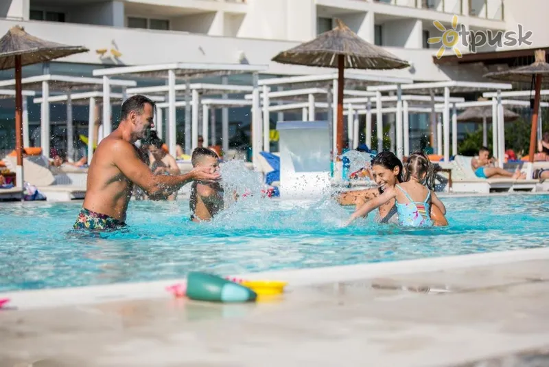 Фото отеля Otrant Hotel 4* Ульцинь Чорногорія екстер'єр та басейни