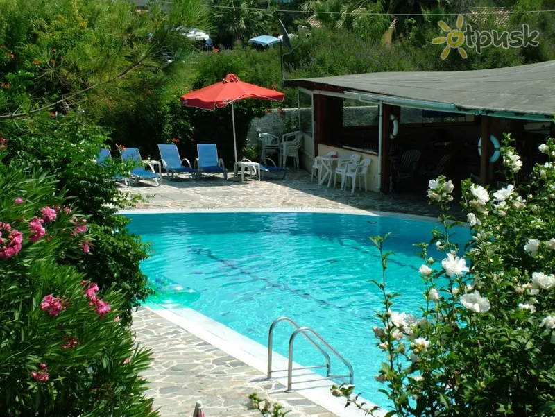 Фото отеля Kamari Apartments 3* о. Корфу Греція екстер'єр та басейни