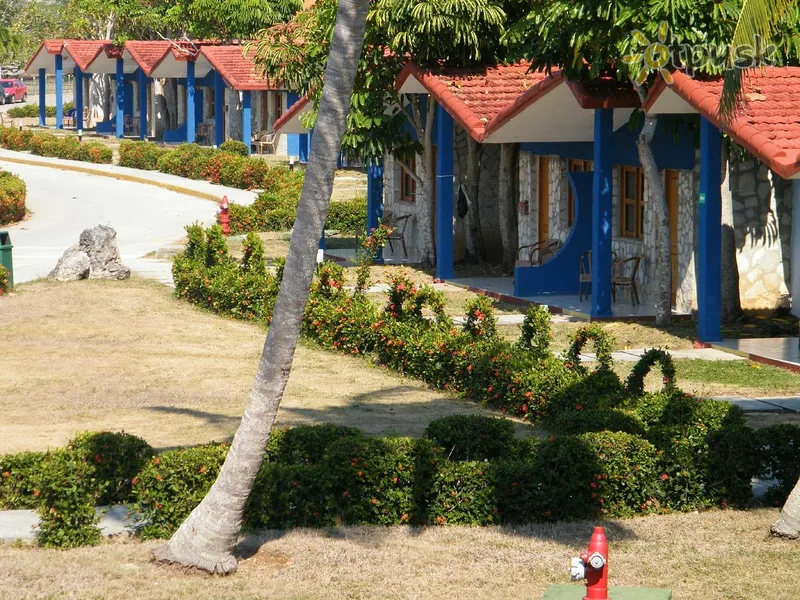 Фото отеля Islazul Don Lino Villa 2* Holguinas Kuba išorė ir baseinai