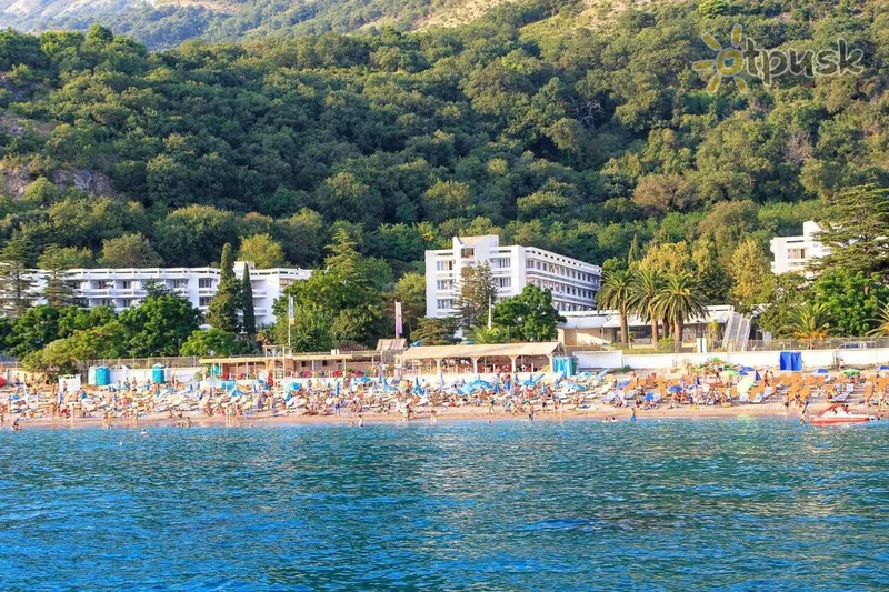 Фото отеля Korali Hotel 3* Сутоморе Черногория пляж