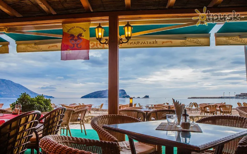 Фото отеля Tropico Villa 3* Будва Чорногорія бари та ресторани