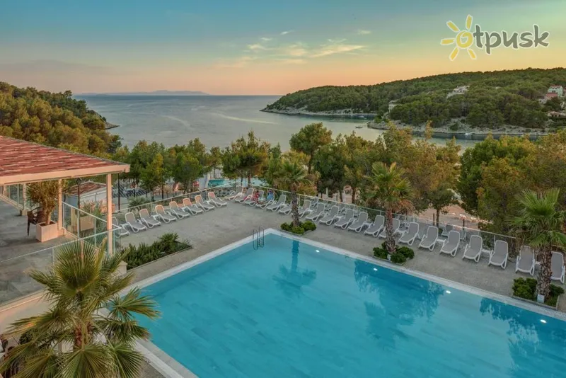 Фото отеля Gava Waterman Milna Resort 4* о. Брач Хорватія екстер'єр та басейни
