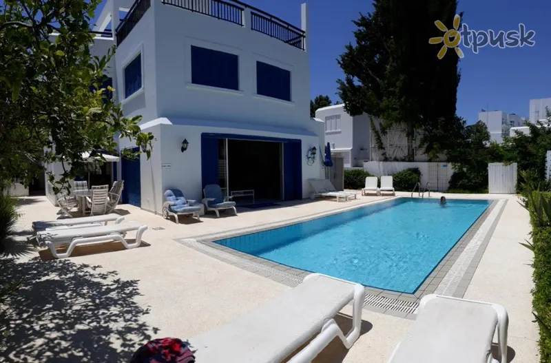 Фото отеля Capo Bay Villa 4* Protaras Kipras išorė ir baseinai