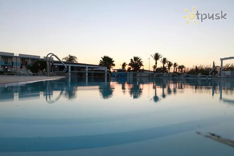 Фото отеля Club Selinunte Beach AiMor 4* о. Сицилія Італія екстер'єр та басейни