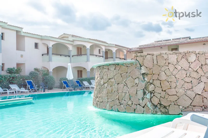 Фото отеля Futura Style Baia Mimose 4* о. Сардинія Італія екстер'єр та басейни