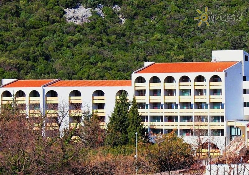 Фото отеля Zlatibor Canj Hotel 3* Сутоморе Черногория экстерьер и бассейны