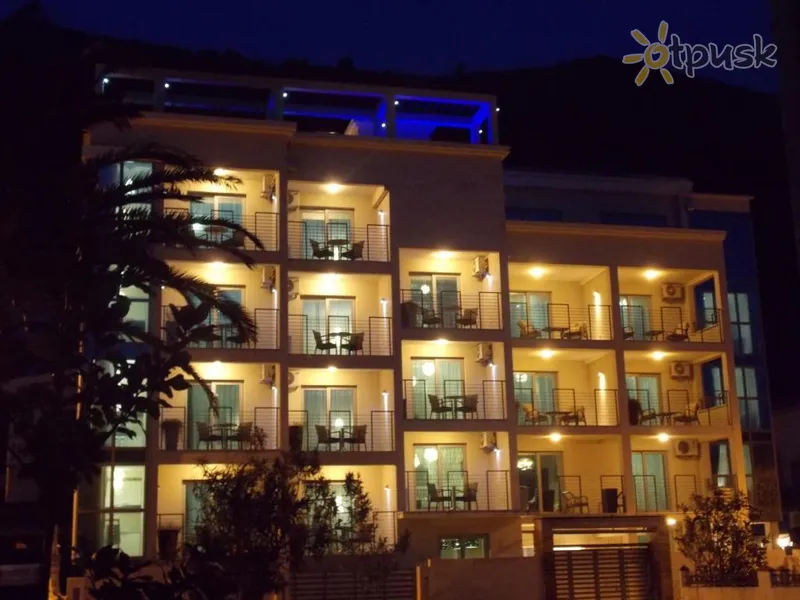 Фото отеля Grand Palazzo Villa 4* Budva Juodkalnija išorė ir baseinai