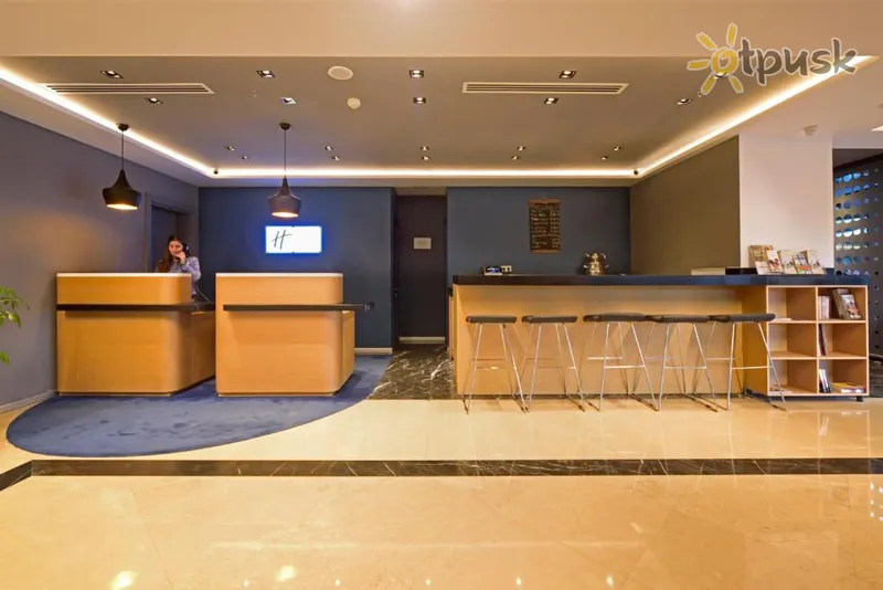 Фото отеля Holiday Inn Express Altunizade Hotel 3* Стамбул Турция лобби и интерьер