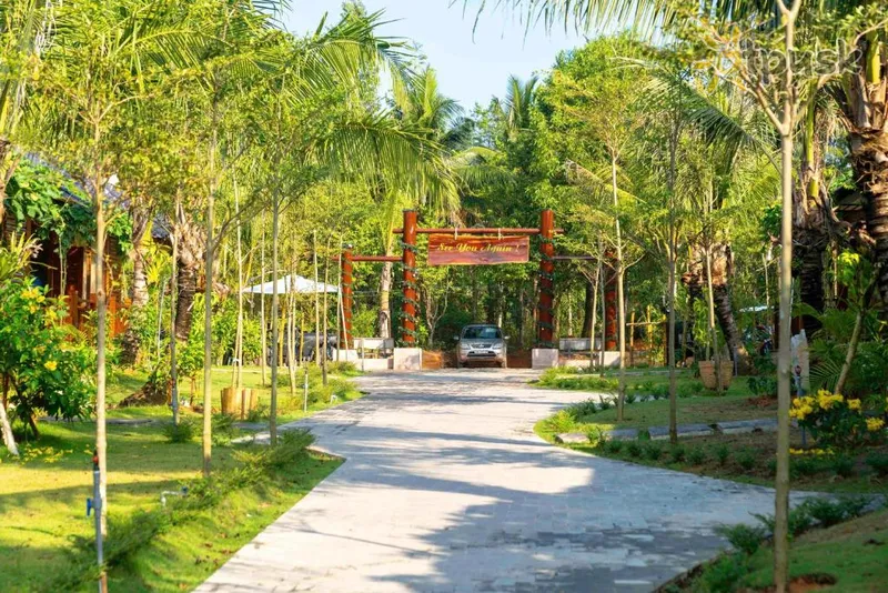 Фото отеля Bambusa Resort 3* о. Фукуок Вьетнам экстерьер и бассейны