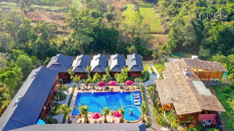 Фото отеля Bambusa Resort 3* о. Фукуок В'єтнам екстер'єр та басейни