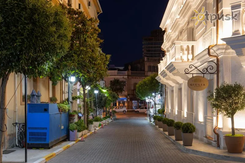 Фото отеля Giulia Albergo Hotel 4* Дуррес Албанія екстер'єр та басейни