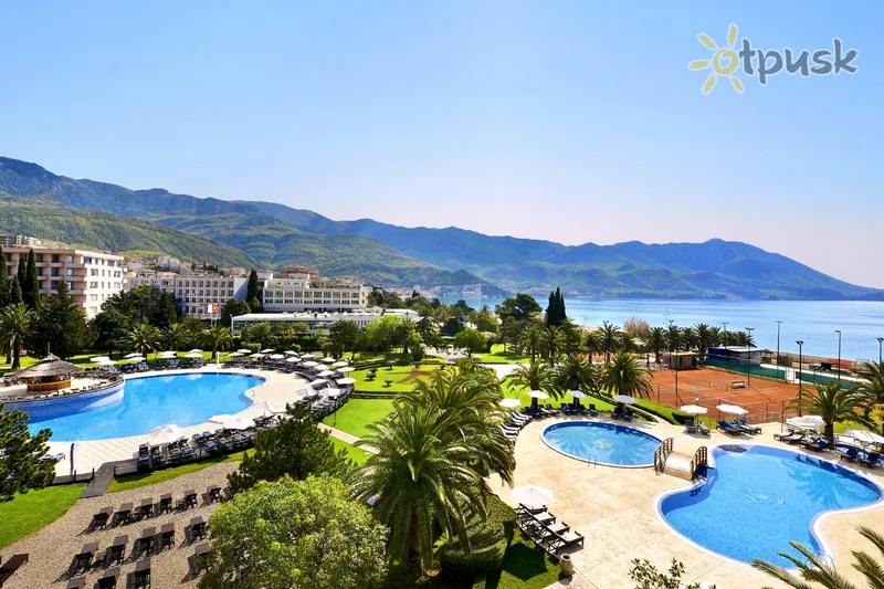 Фото отеля Iberostar Bellevue 4* Бечичі Чорногорія екстер'єр та басейни