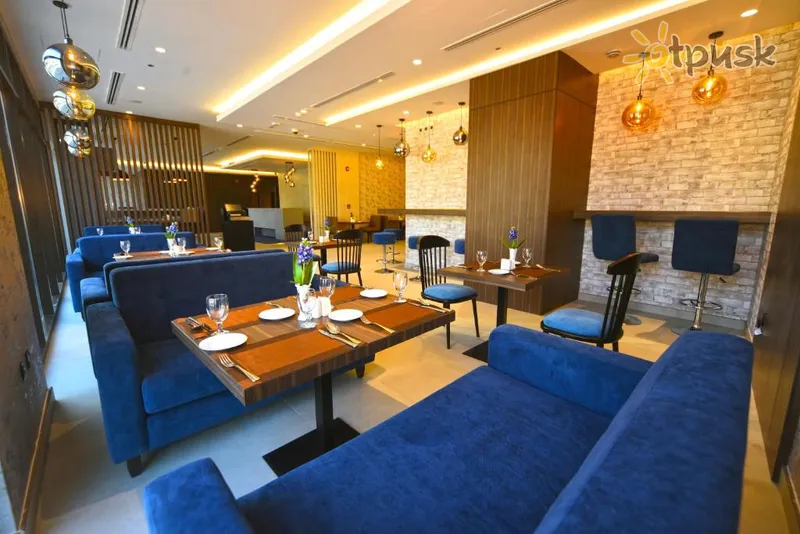 Фото отеля Kingsgate Canal Hotel 3* Дубай ОАЕ бари та ресторани