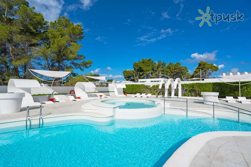 Фото отеля THB Naeco 4* о. Ібіца Іспанія екстер'єр та басейни