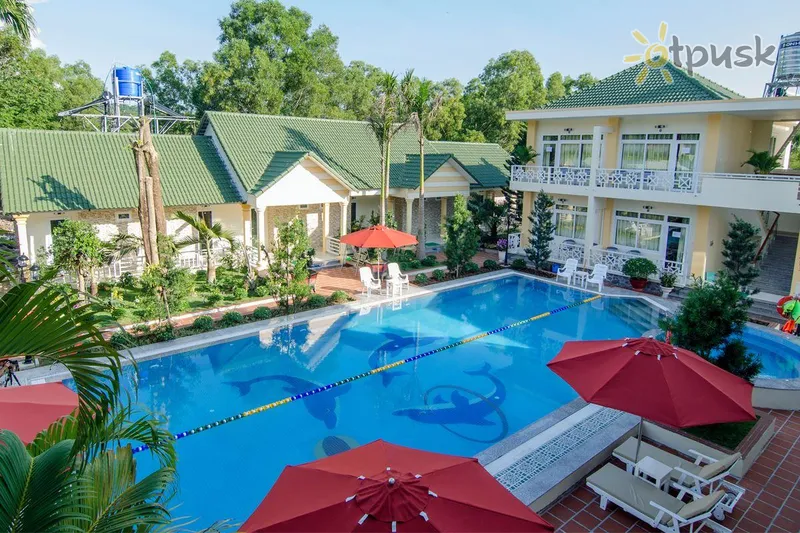 Фото отеля Duc Lam Ha Hotel 2* о. Фукуок В'єтнам екстер'єр та басейни