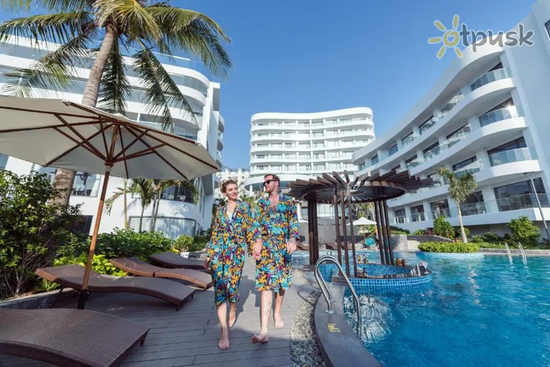 Фото отеля Sunset Beach Resort & Spa 4* о. Фукуок Вьетнам экстерьер и бассейны