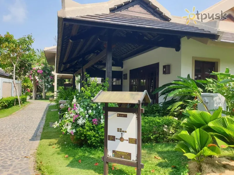Фото отеля Anja Beach Resort & Spa 4* о. Фукуок Вьетнам экстерьер и бассейны