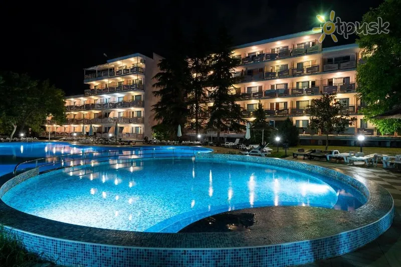 Фото отеля Belitsa Hotel 3* Primorsko Bulgārija ārpuse un baseini