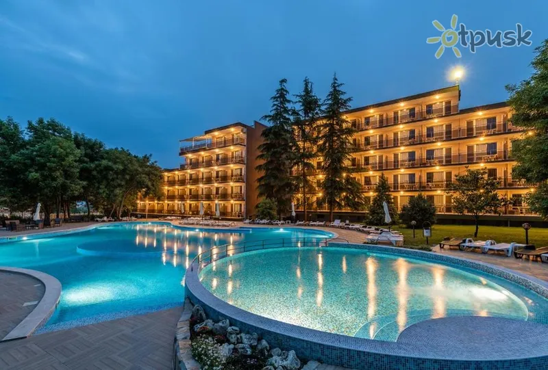 Фото отеля Belitsa Hotel 3* Primorsko Bulgārija ārpuse un baseini