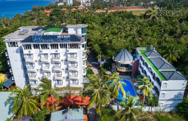 Фото отеля Brenta Phu Quoc Hotel 3* о. Фукуок Вьетнам экстерьер и бассейны