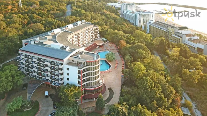 Фото отеля Berlin Green Park 4* Auksinės smiltys Bulgarija išorė ir baseinai