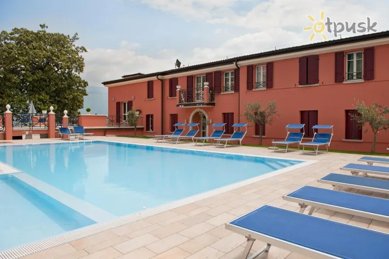Фото отеля Bogliaco 3* Оз. Гарда Італія екстер'єр та басейни