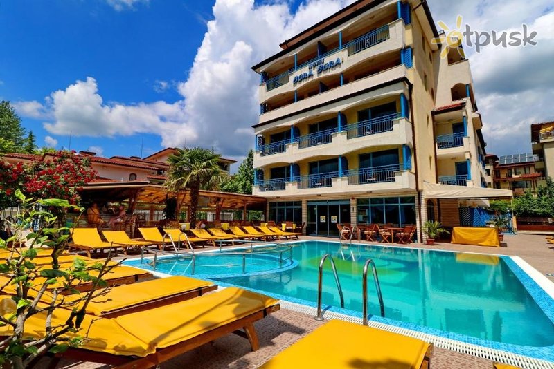 Фото отеля Bora Bora Hotel 3* Солнечный берег Болгария экстерьер и бассейны