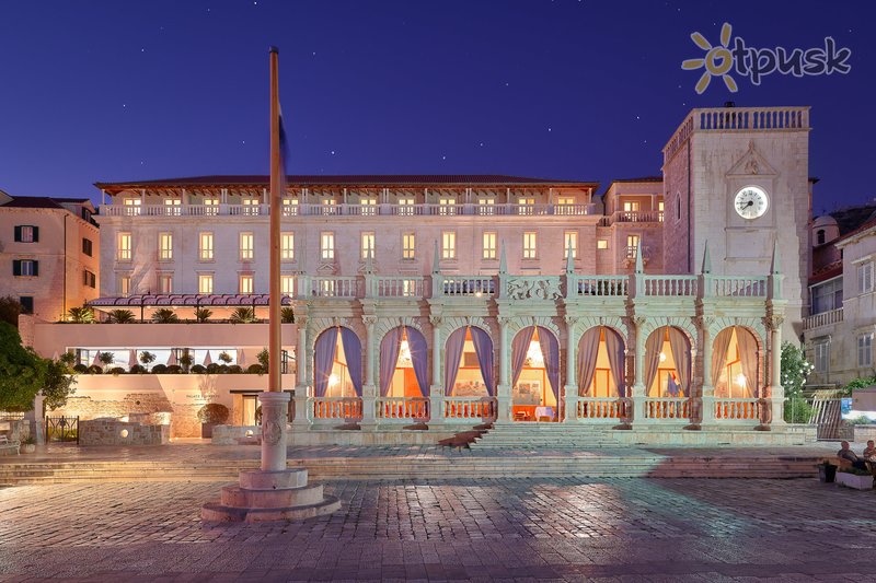 Фото отеля Palace Elisabeth, Hvar Heritage Hotel 3* о. Хвар Хорватия экстерьер и бассейны